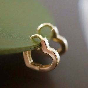 Chic Heart-Shaped Hoop Earrings